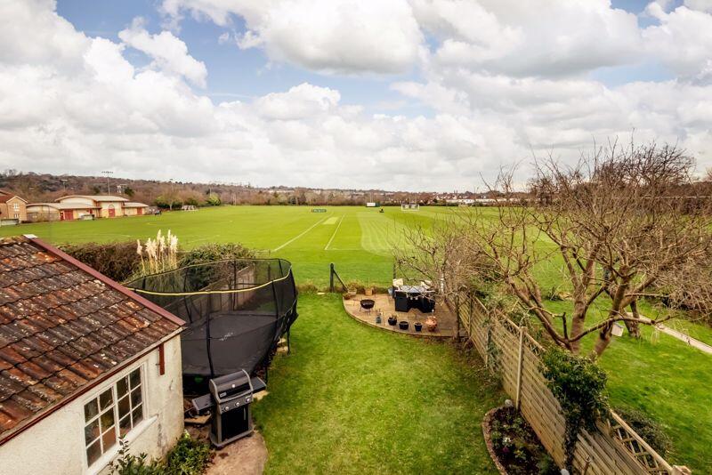 Garden &amp; View