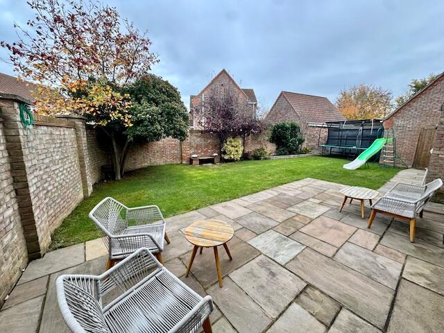 7 Pleasance Way Manby Louth LN11 8HJ