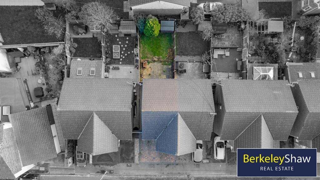 124697ad-57 20Vale 20Road-3.jpg