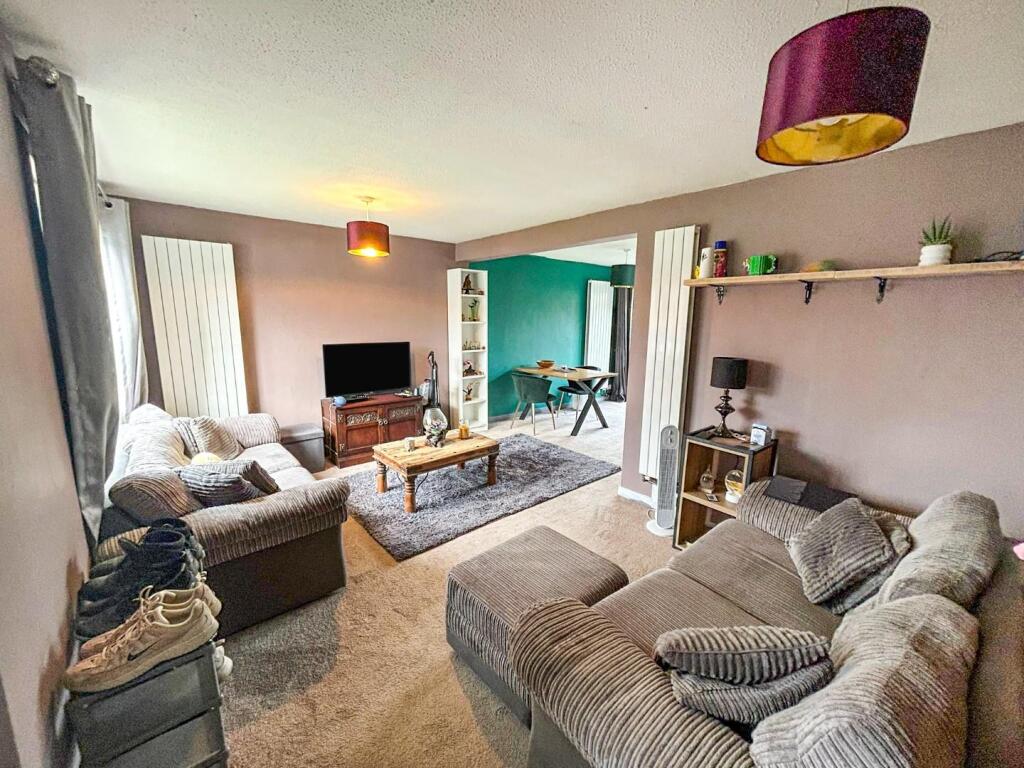 tlc_1b2ee0b8-6419-488c-bb1e-0f157efa2575_8ad4e93.j