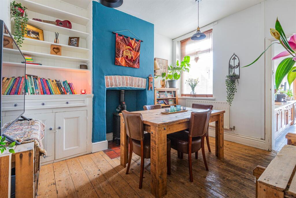 Arabella Street 149-12.jpg