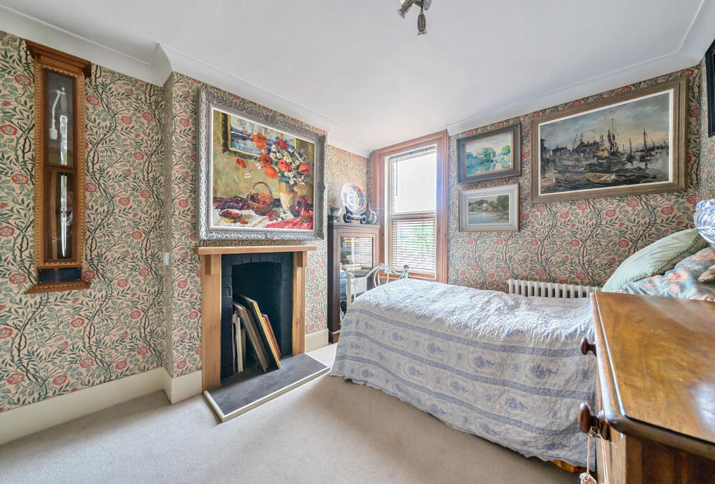 1307110-3-684b0f7...