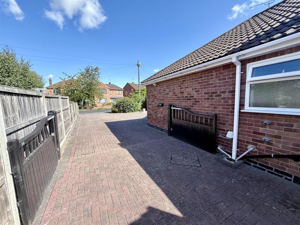 Driveway &amp; Carport