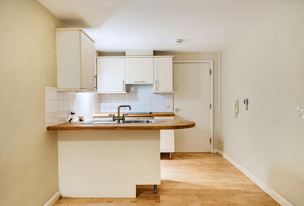 1342183-9-68b83f0...