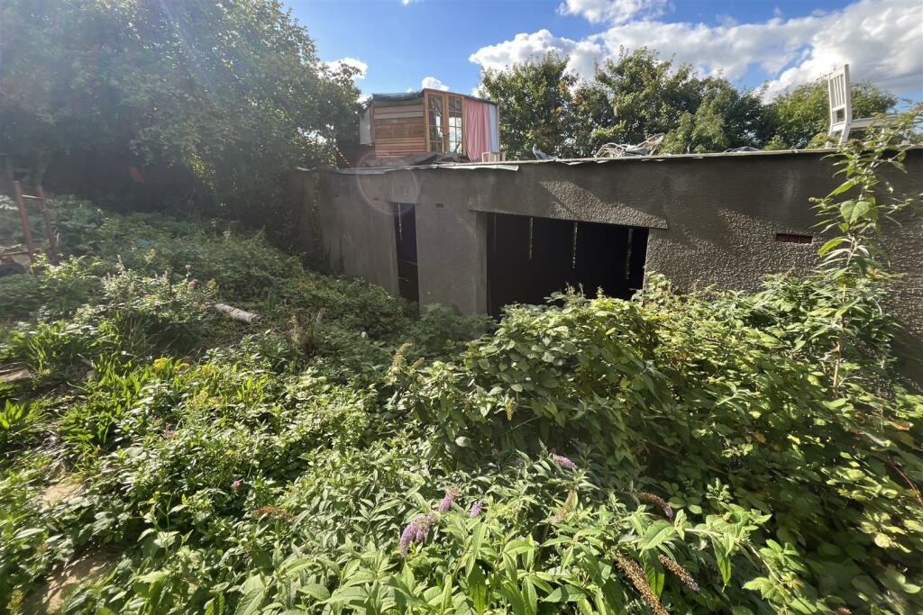 138 Bedminster Down, Bishopsworth, Bristol BS13 7A