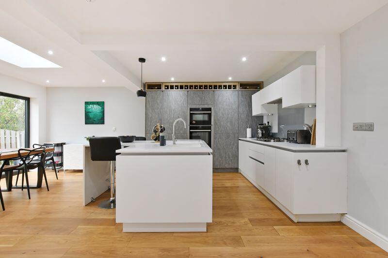 Open Plan Family Dining Kitchen 