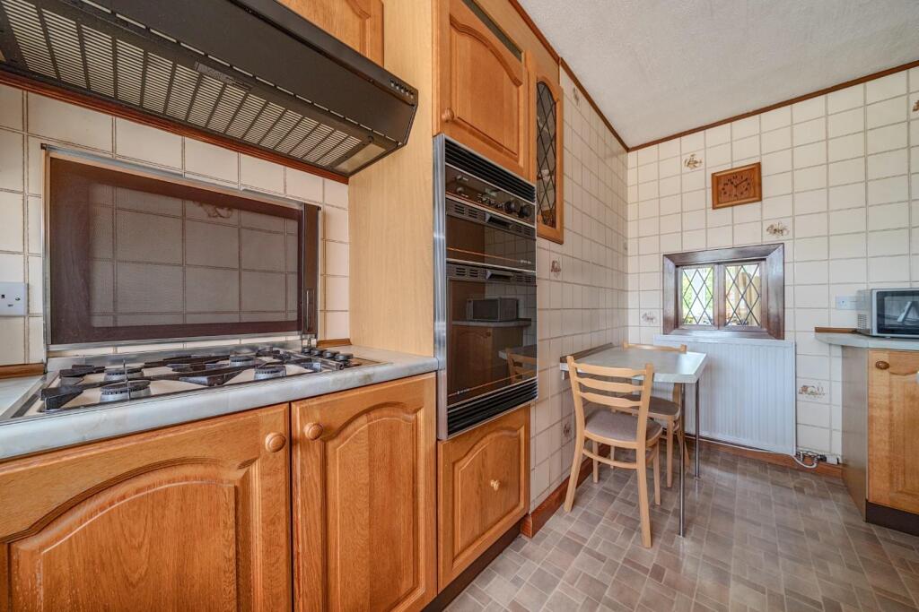 Kitchen corner.jpg