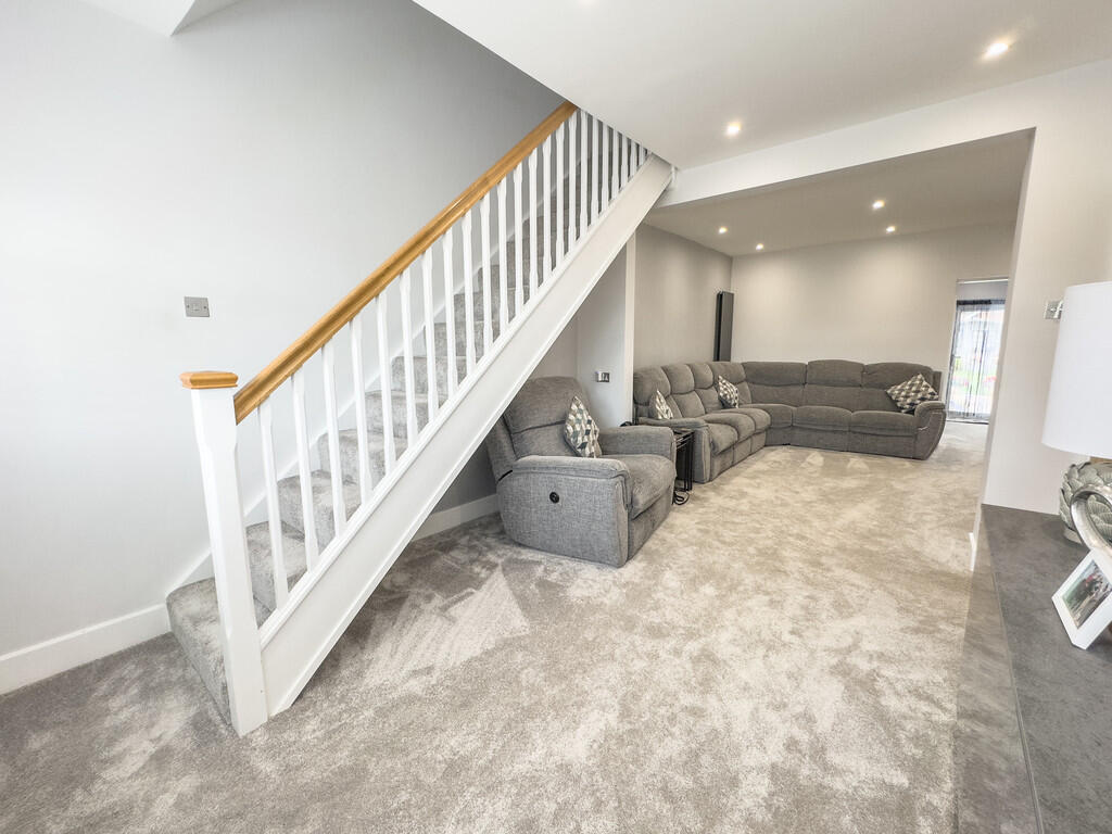 lounge 3