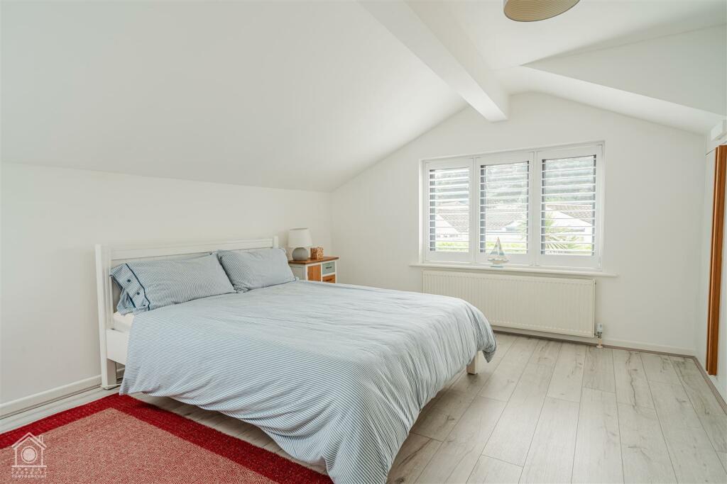 7 Ariel Close-41.jpg