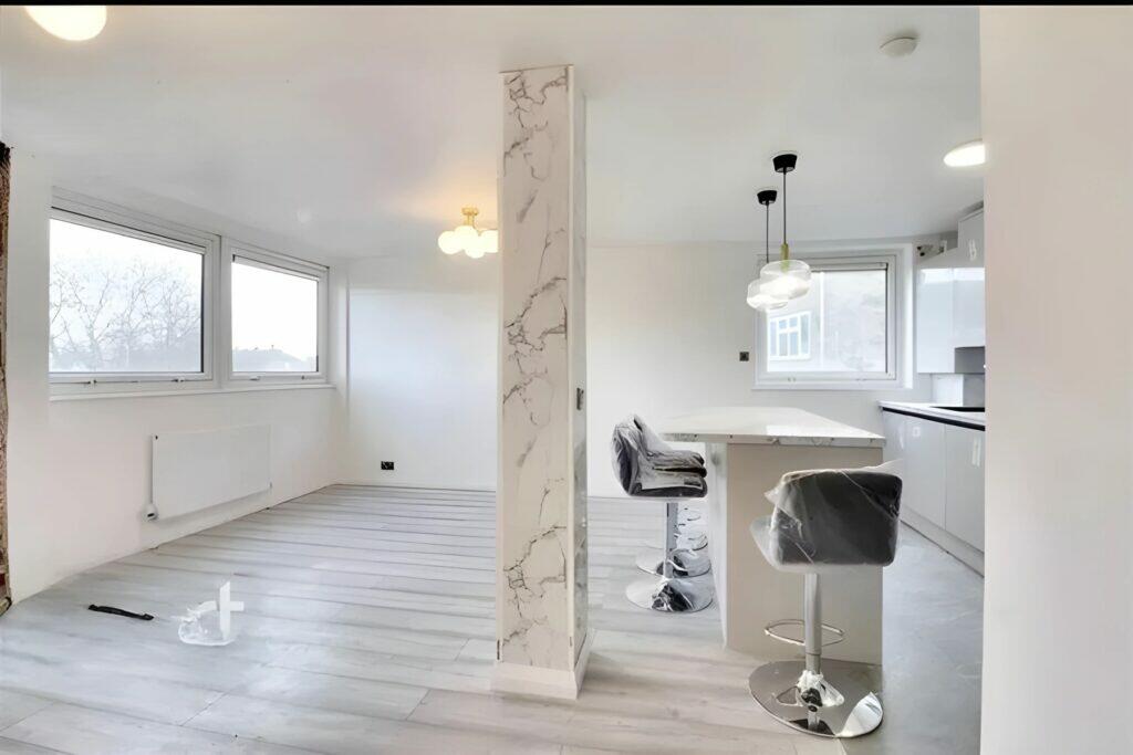 Bewley Court - Lounge