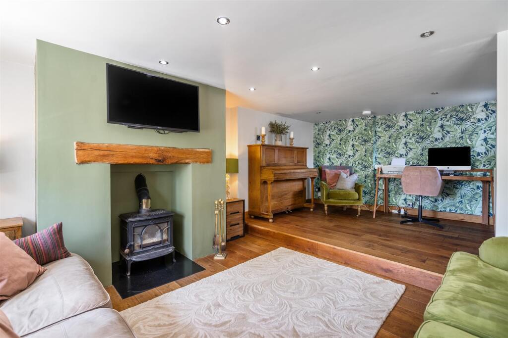 2 Canal Cottage_29.jpg