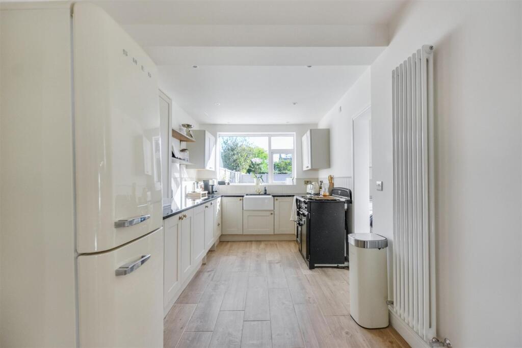 Living/Dining Kitchen