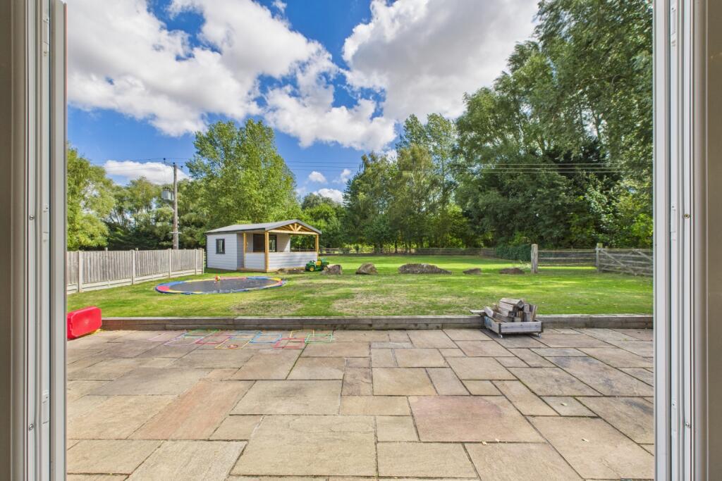 EweMove - Spalding - View from the kitchen 