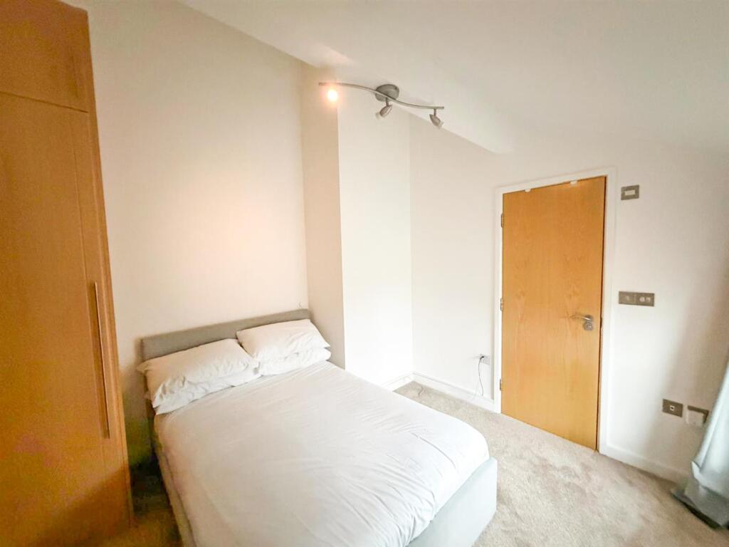 1 bed apartment, Silsden