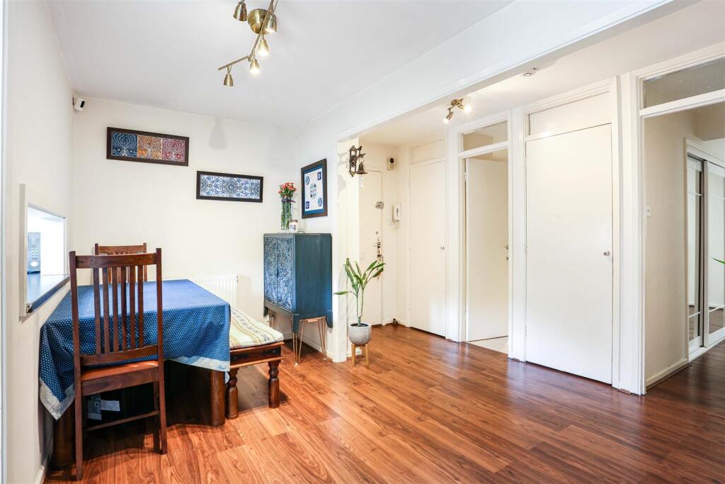 1472032970 -  17.jpg