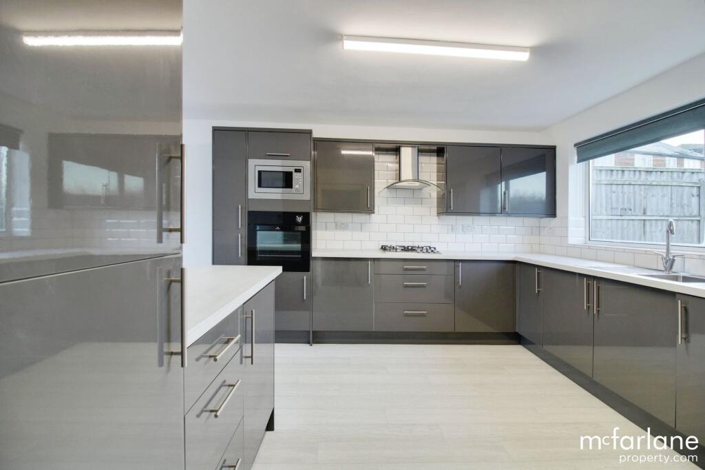 Kitchen/Dining