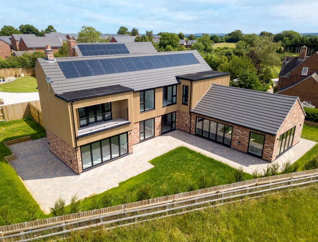 Hawthorn Lodge Back Garden