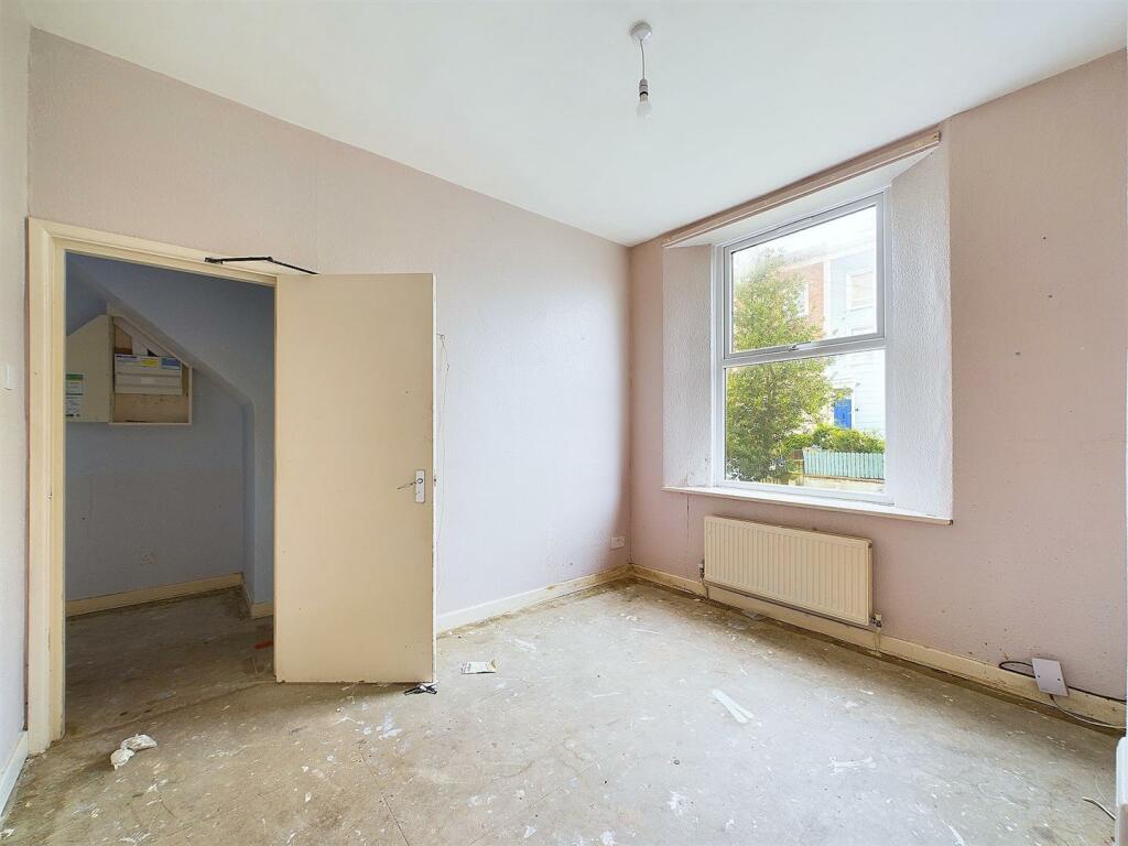 2 - 2 X 2-Bed Maisonette In Montpelier.jpg