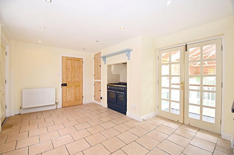 Kitchen / Breakfast Room