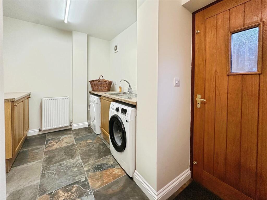 4910245a--4256-8D98-74AE8FDCC2F9-12315-0000037B2E9