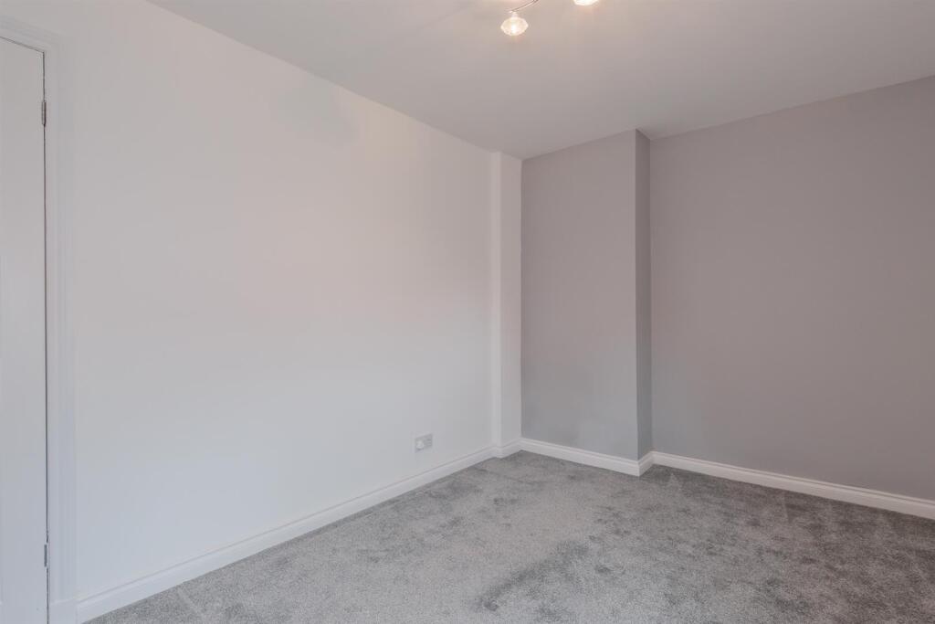 038-3 Loanhead Crescent, Newarthill, ML1 5AW.jpg