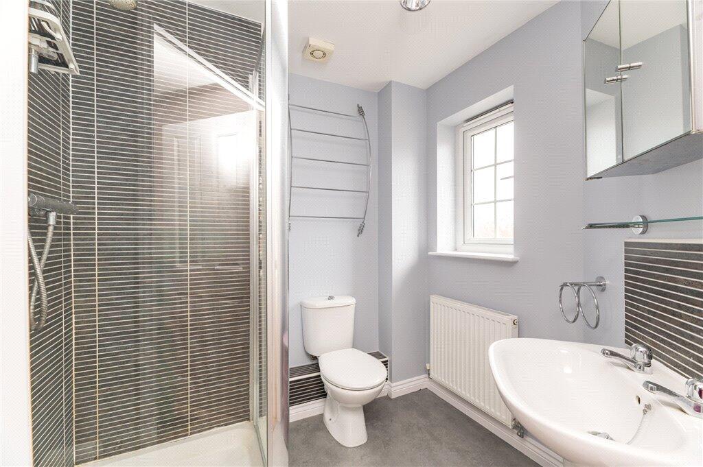 Master En-Suite