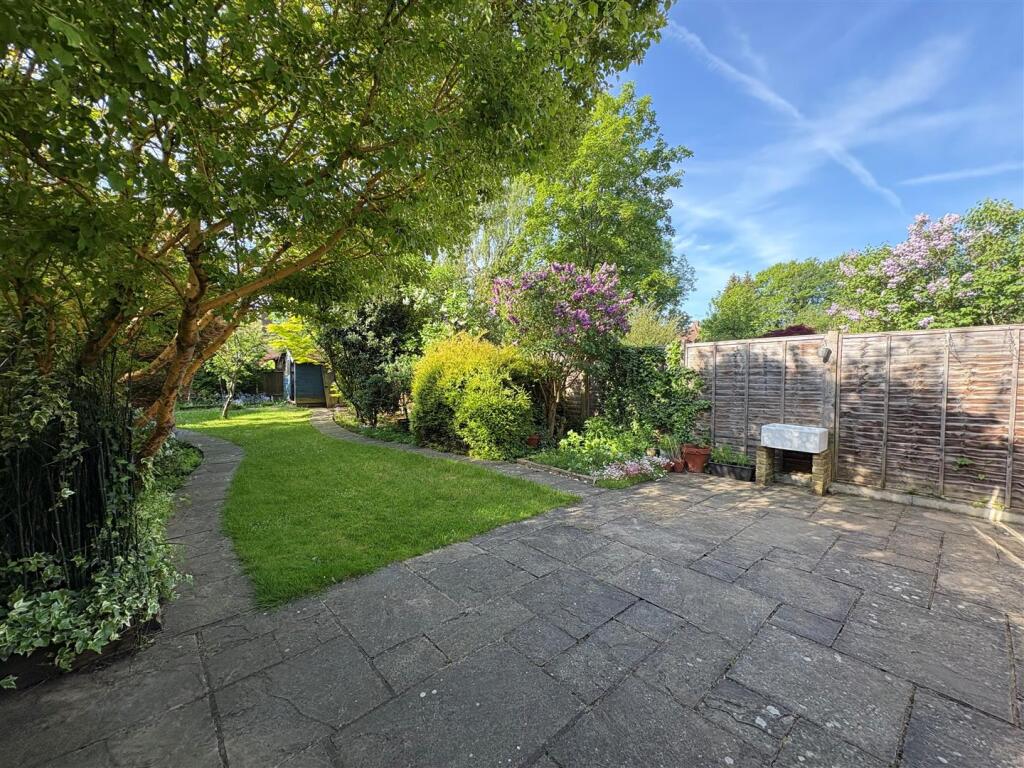 Garden 4.jpg