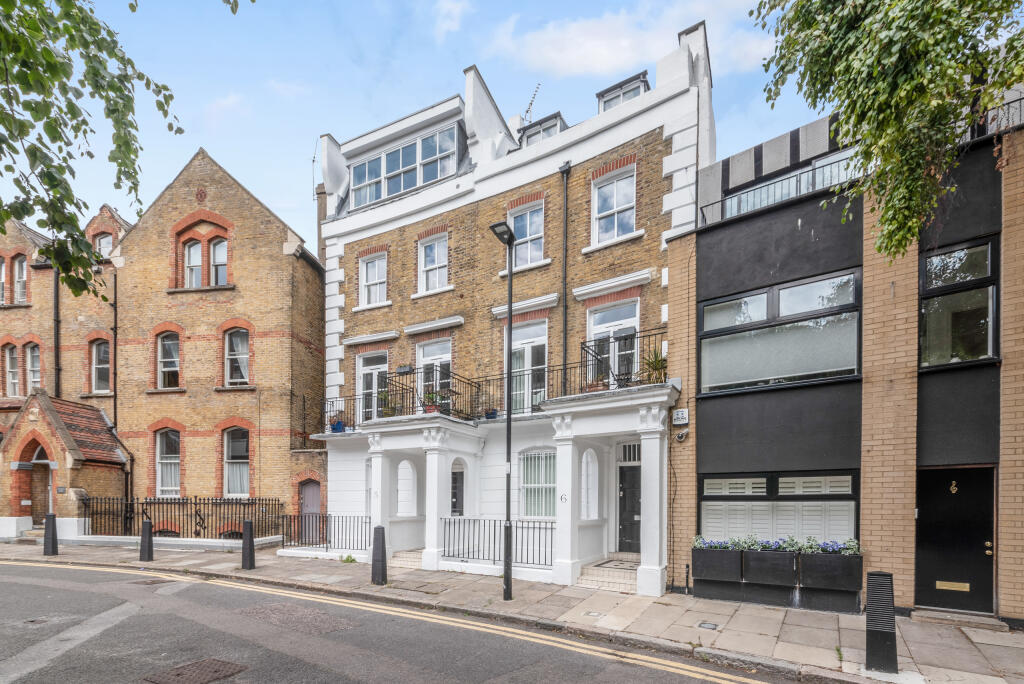 FIRSTOAK HOUSE, FLAT 4