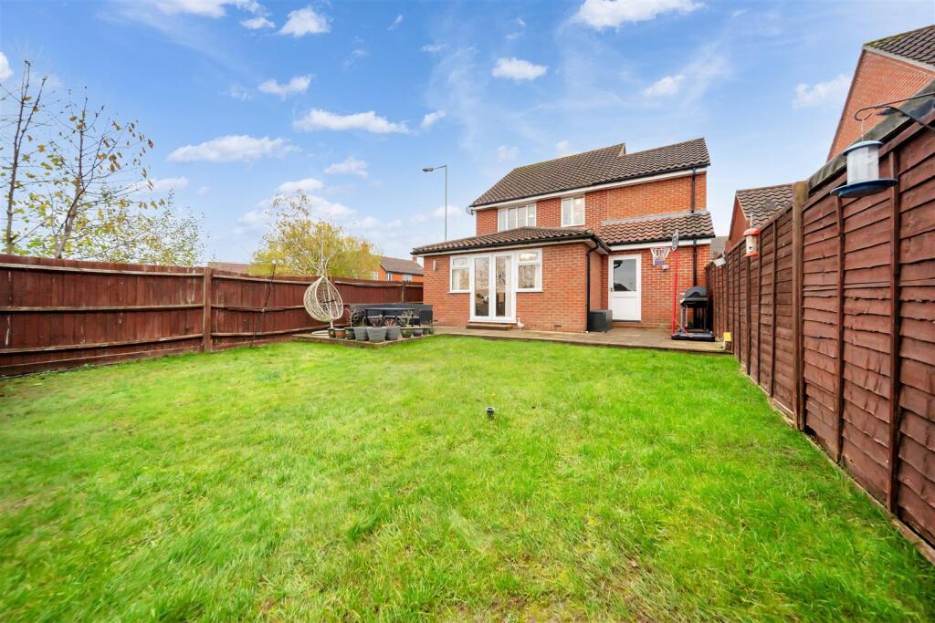 Burnet Close-10.jpg