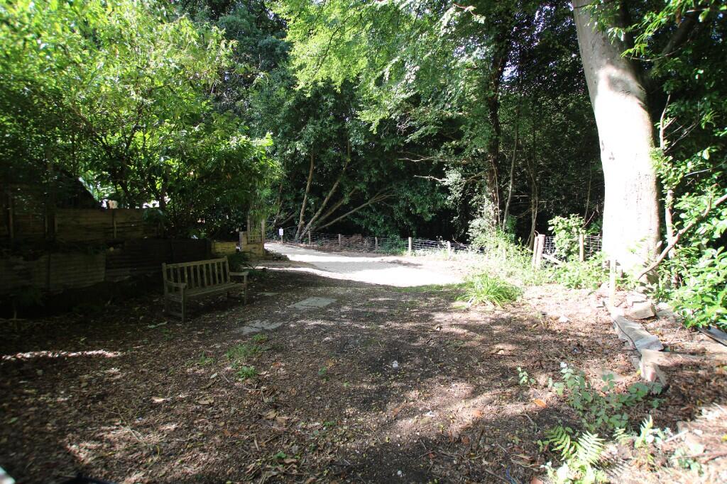 PARKING AREA
