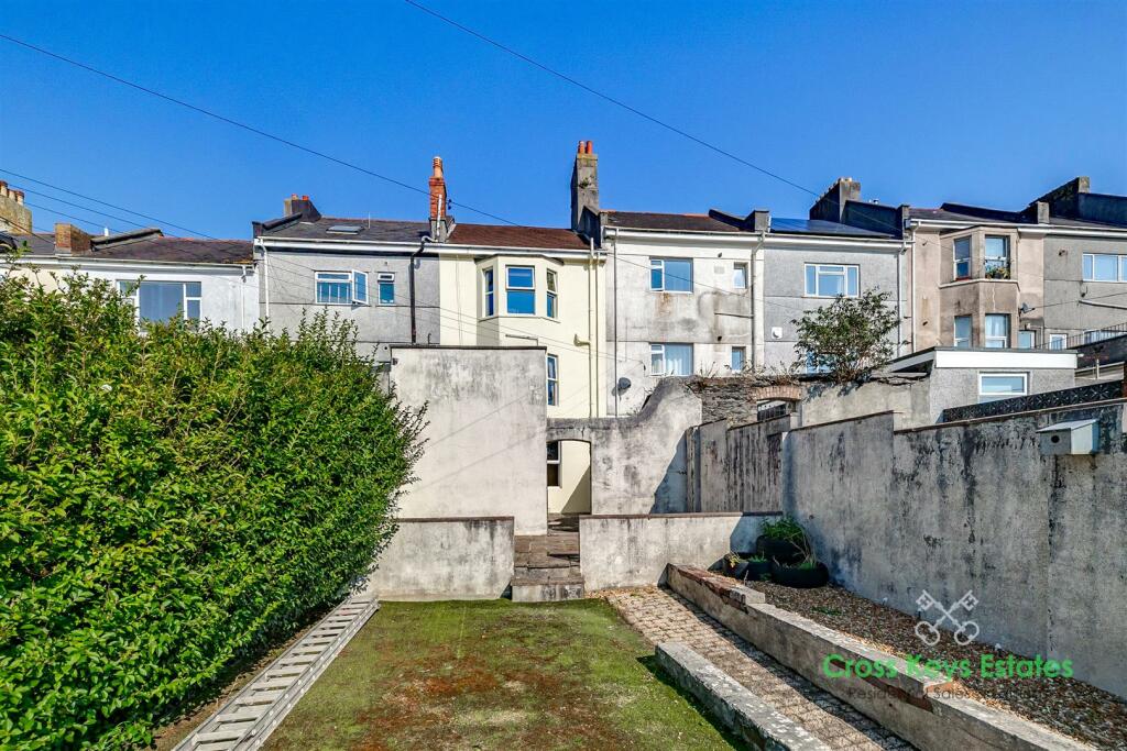 Rear Courtyard &amp; Garden