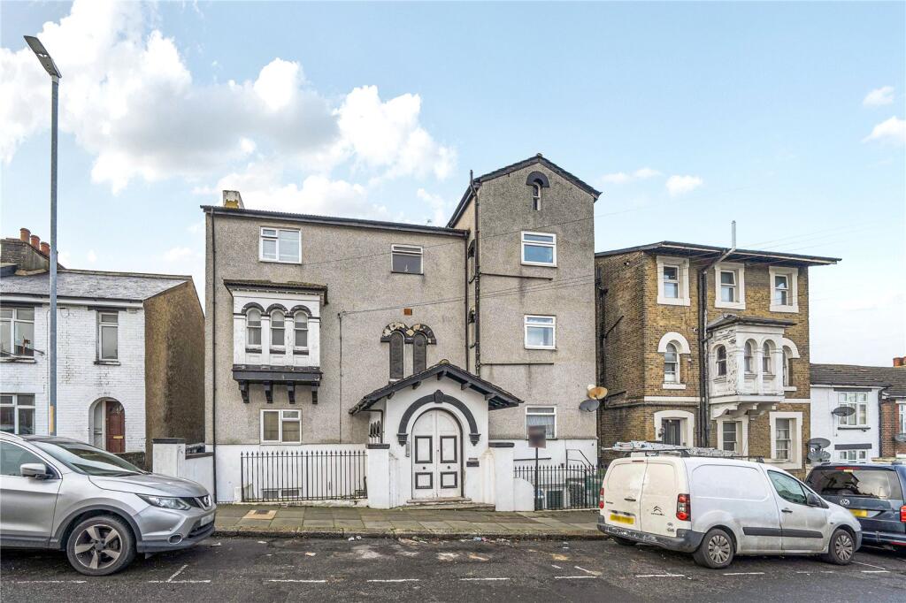 Burch Road, Northfleet, DA11