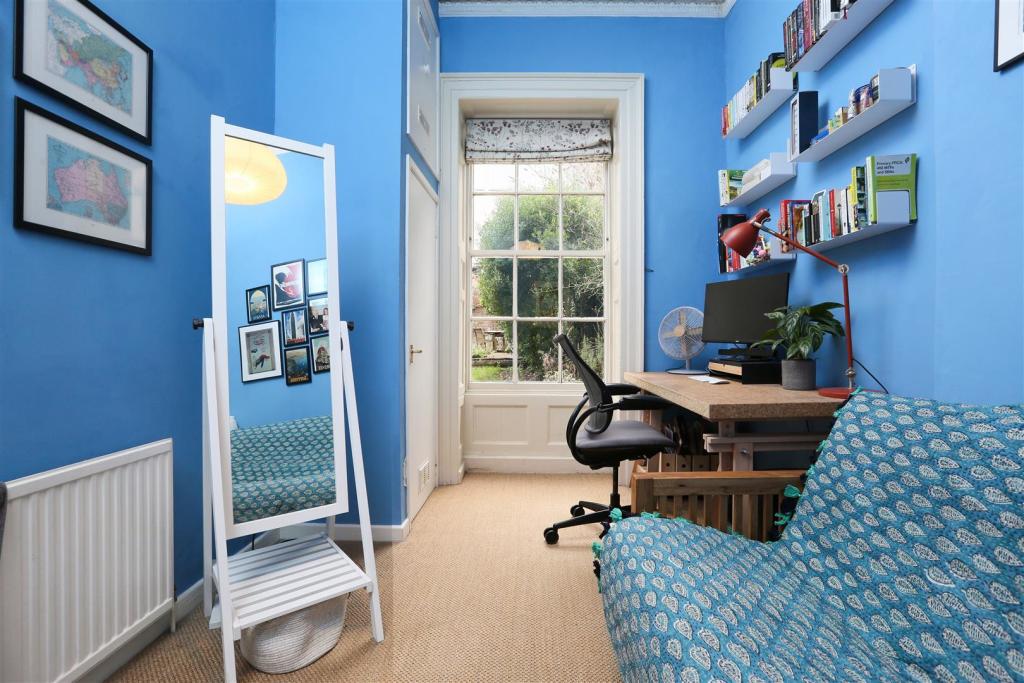 HFF 9 Charlotte Street 21.jpg