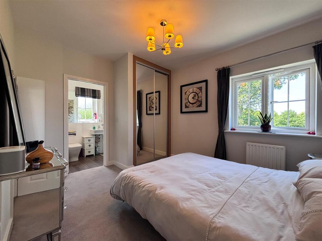 bedroom4.jpg