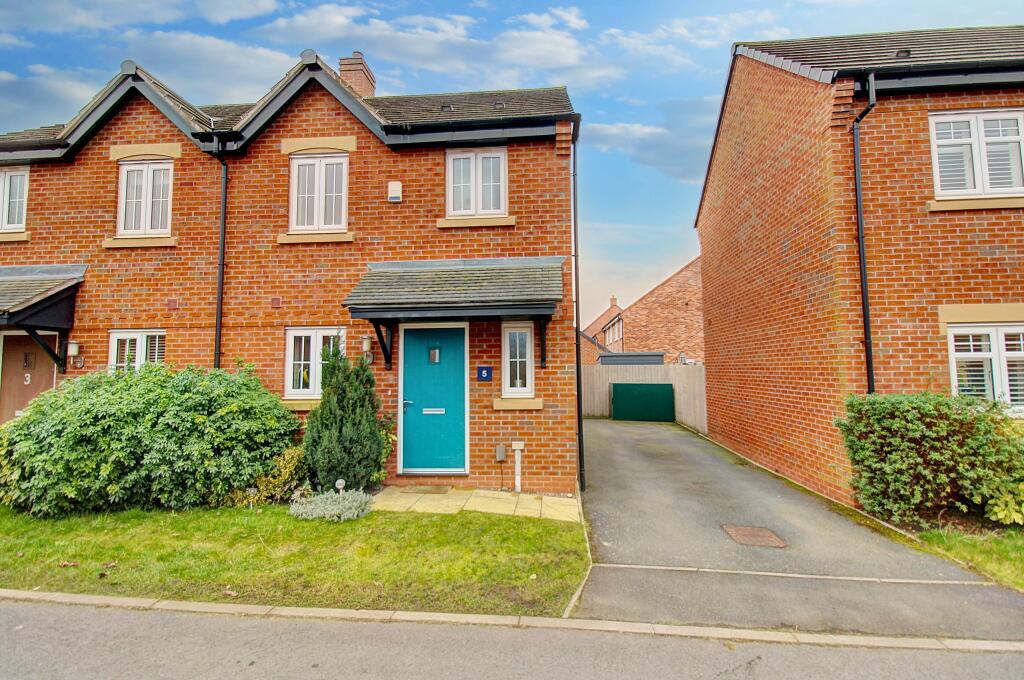 Front Elevation (straight)