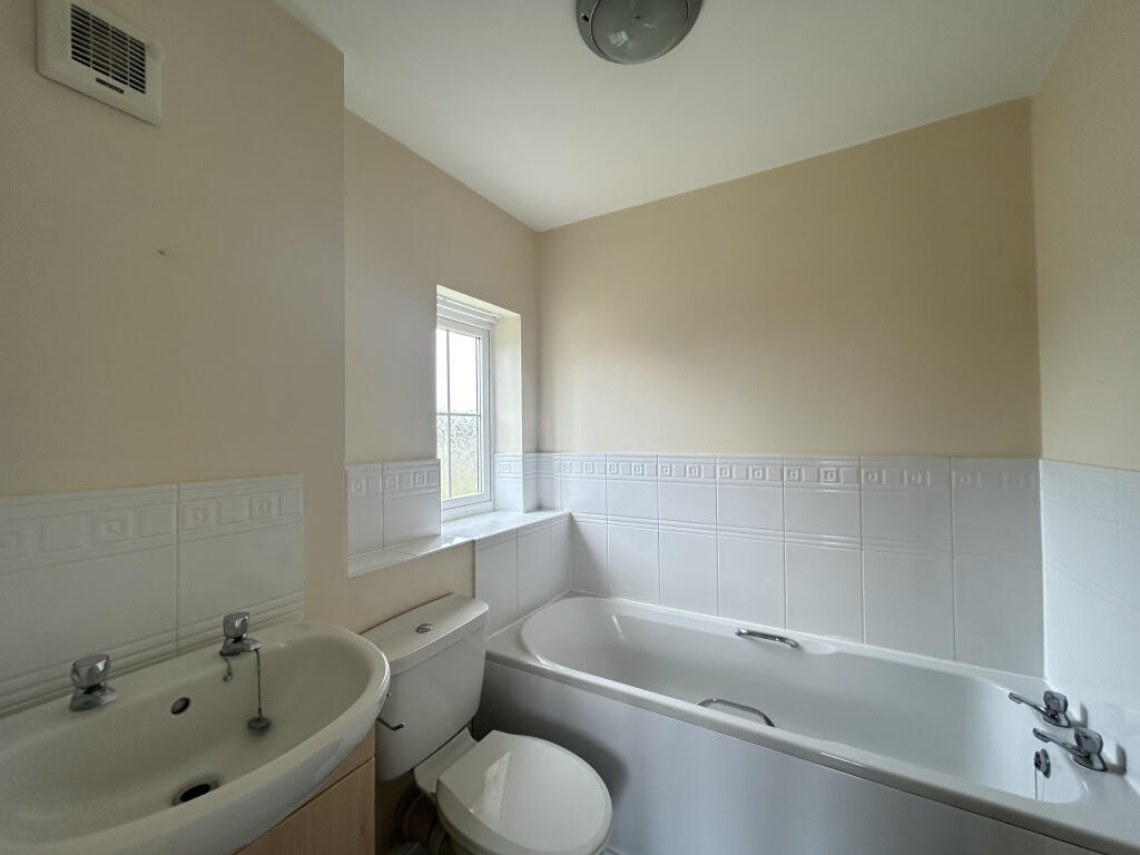 bathroom.jpeg