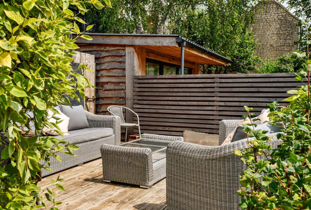 1315862-12-685e82...