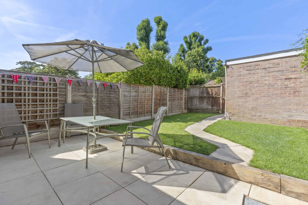 87 Oxford Road, SL7 2NP (LOW RES)-11