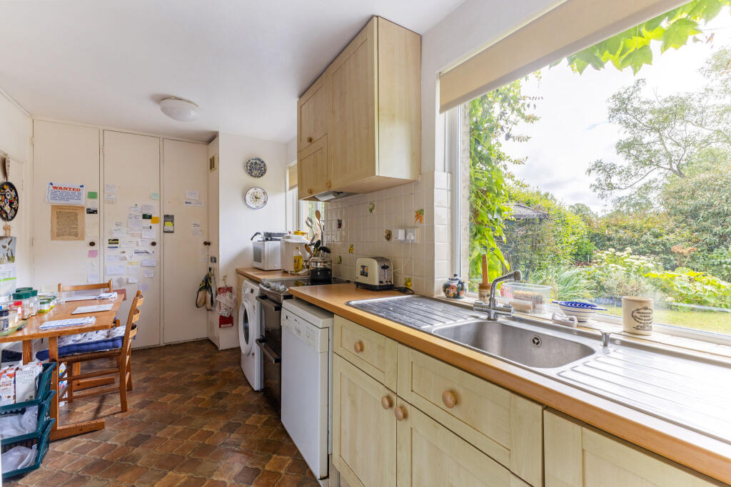 Kitchen/Breakfast Room