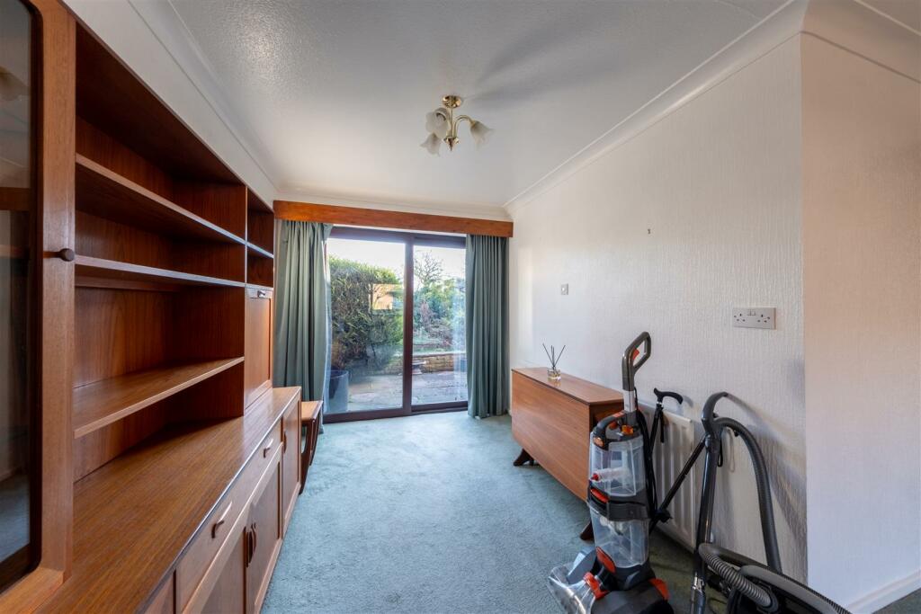 12A Eaton Road-006.jpg