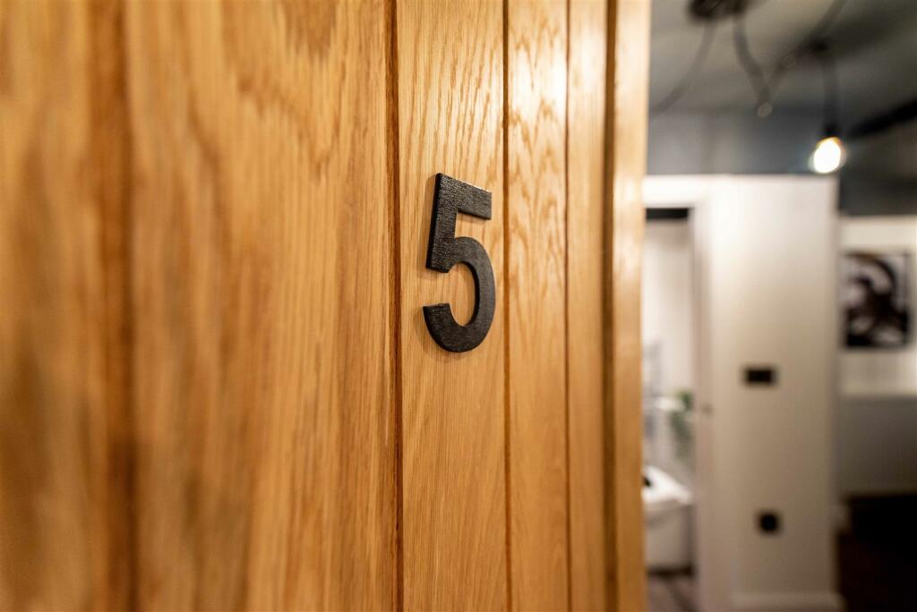 86 wolfa st-low-63.jpg