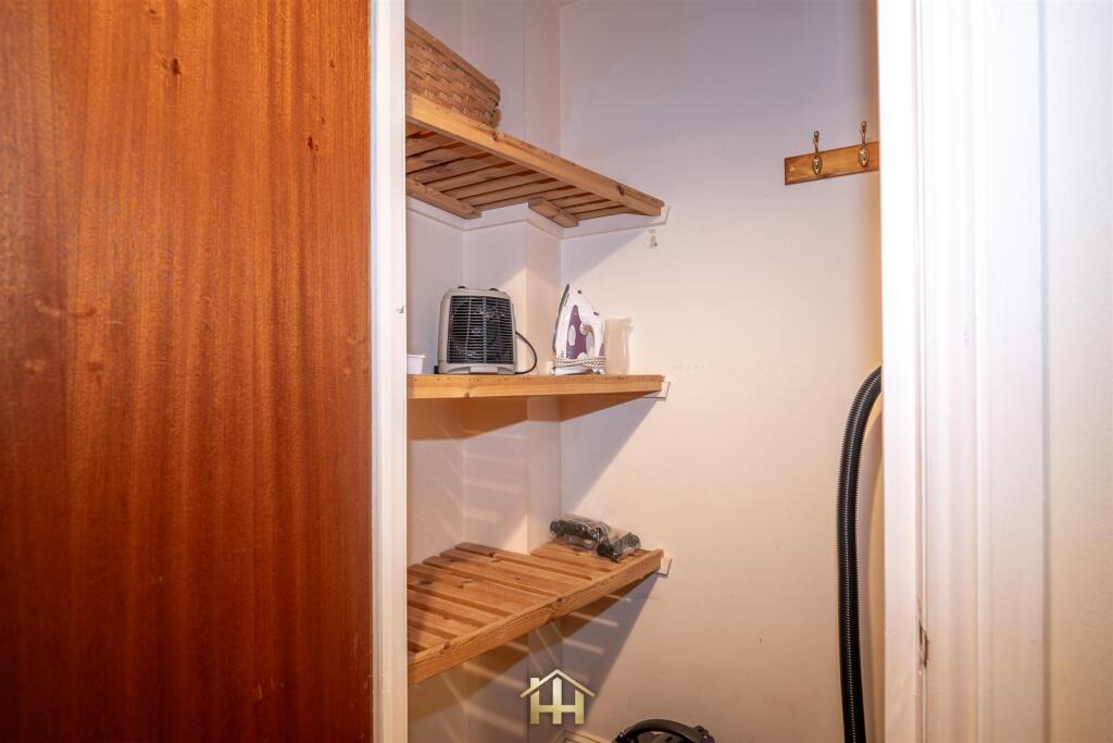 5 PLEASANCE CT DD15BB 150525 EDIT (19 of 39).jpg