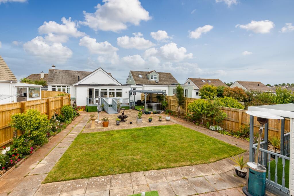 A06 - 115 Goodrington Road Paignton - 250606