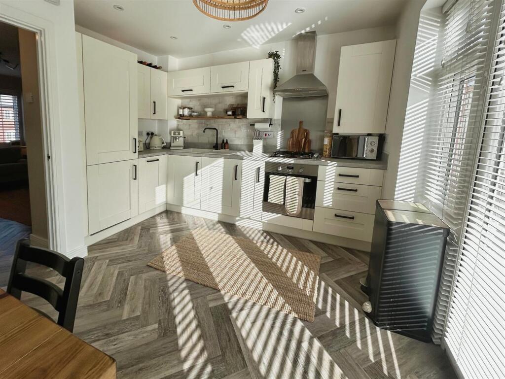 f53a6c9d-image_picker_6CEECB16-7CE3-4AC7-B85E-F3F3