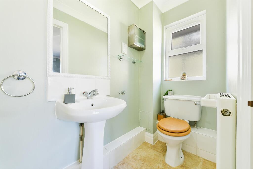 UPPER RICHMOND ROAD, 68, 5-7.jpg