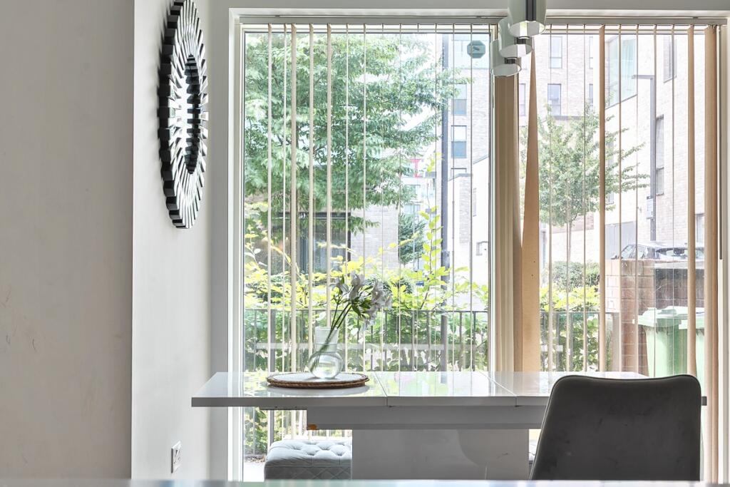 1327246-19-687635...