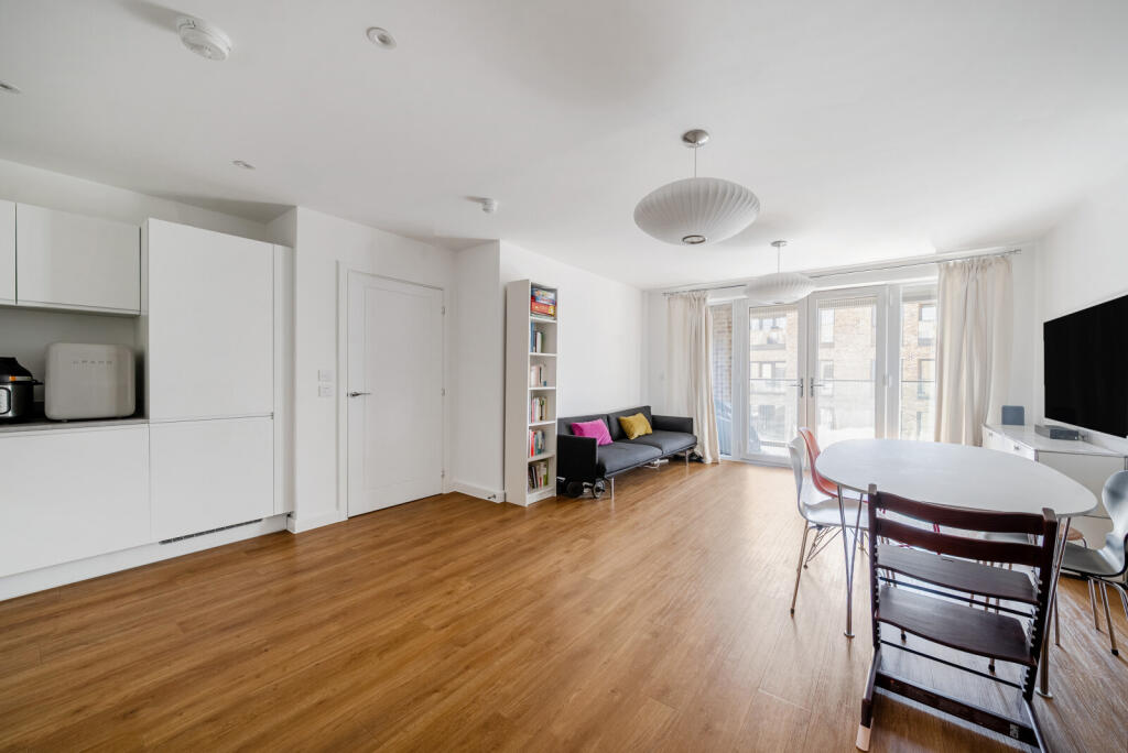 1315795-19-685e63...