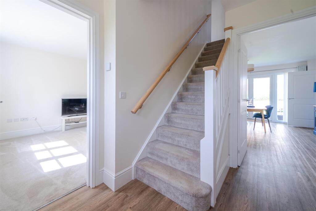 32 Tanters Road, Towcester (15).JPG