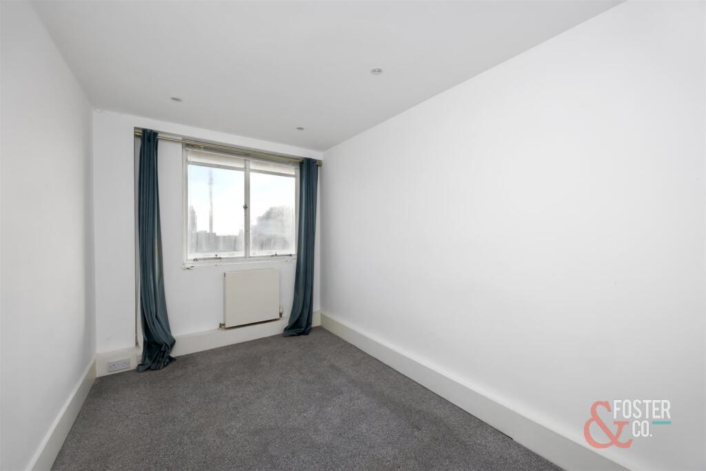 Embassy Court, Flat 77-013.jpg
