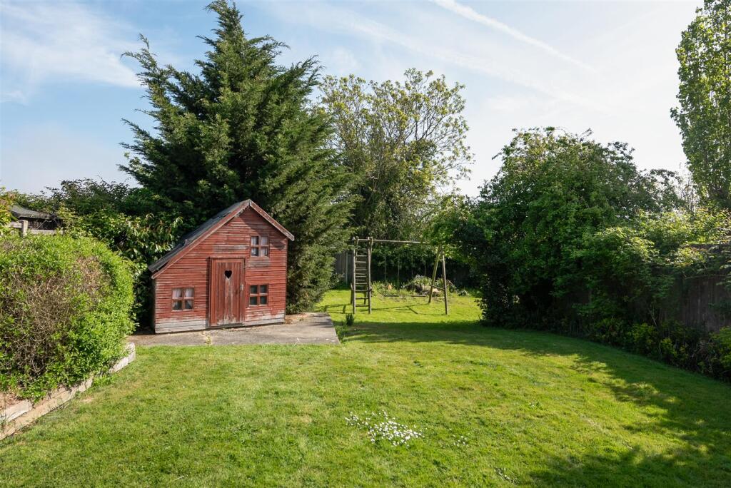 Summerfield Avenue, Whitstable